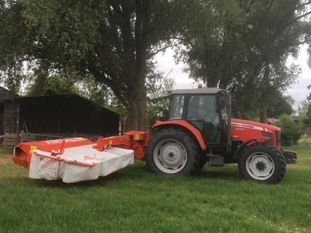 Kuhn FC 313 maaier geleverd aan Fam. van Cooten Langbroek Kuhn FC 313 maaier geleverd aan Fam. van Cooten Langbroek