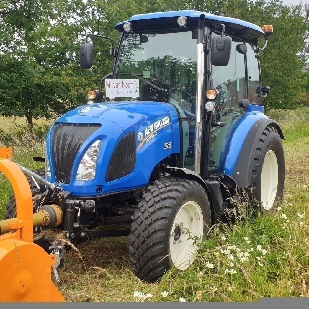 New Holland Boomer 50 geleverd aan Loonbedrijf van Noort Schalkwijk New Holland Boomer 50 geleverd aan Loonbedrijf van Noort Schalkwijk