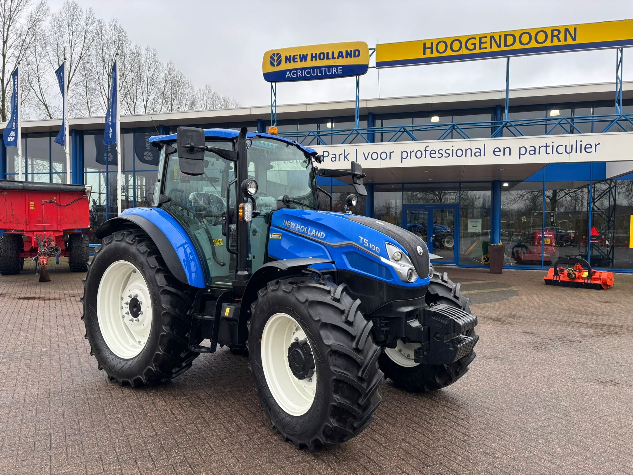 Afgeleverd bij een melkveebedrijf in Westbroek