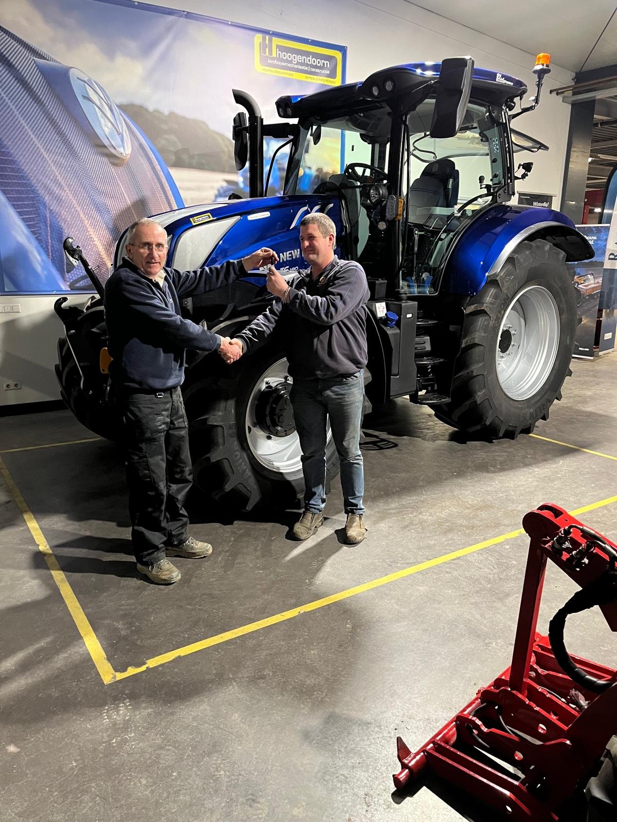 Nieuwe aanwinst bij familie van Holland: de T6.180 Blue Power