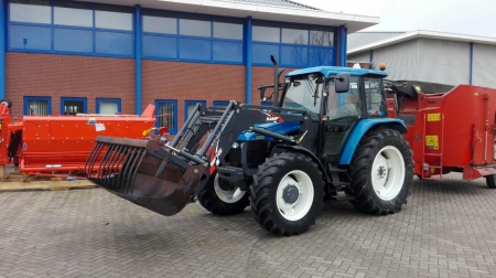 New Holland TS90 afgeleverd bij Kemp New Holland TS90 afgeleverd bij Kemp