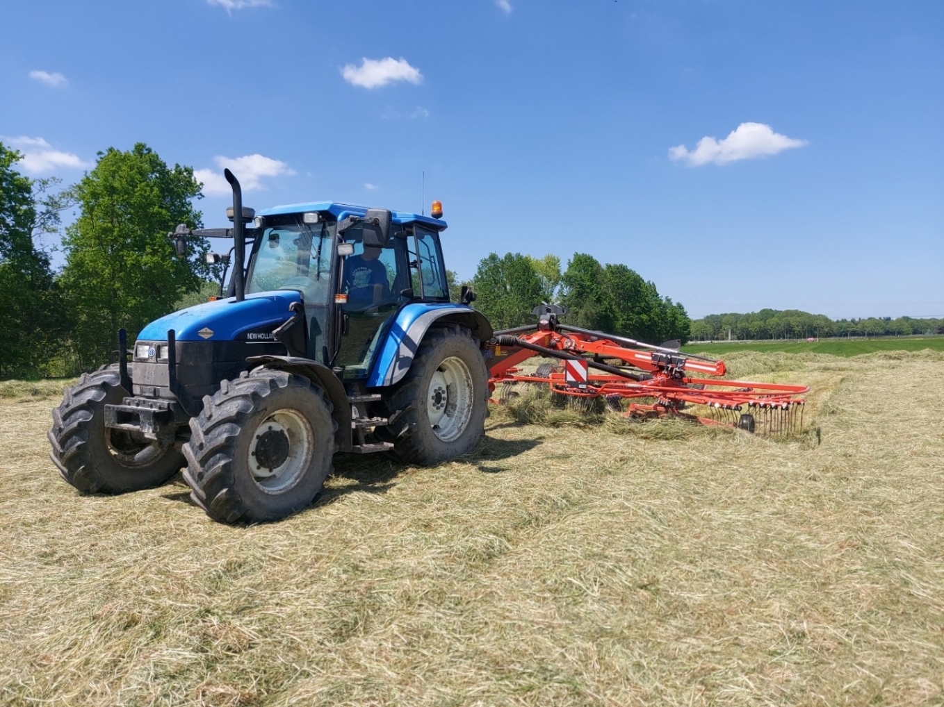 Kuhn hark GA8731 geleverd aan Wilco van Woudenbergh Kuhn hark GA8731 geleverd aan Wilco van Woudenbergh