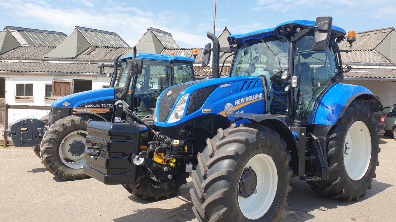 New Holland T6.175 Dynamic Command afgeleverd bij van Lint