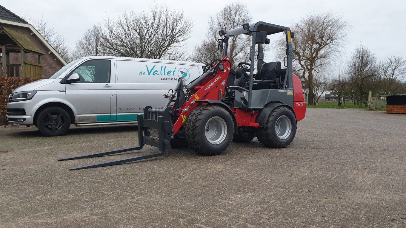 Weidemann 1160 shovel afgeleverd bij Vallei Groen Renswoude