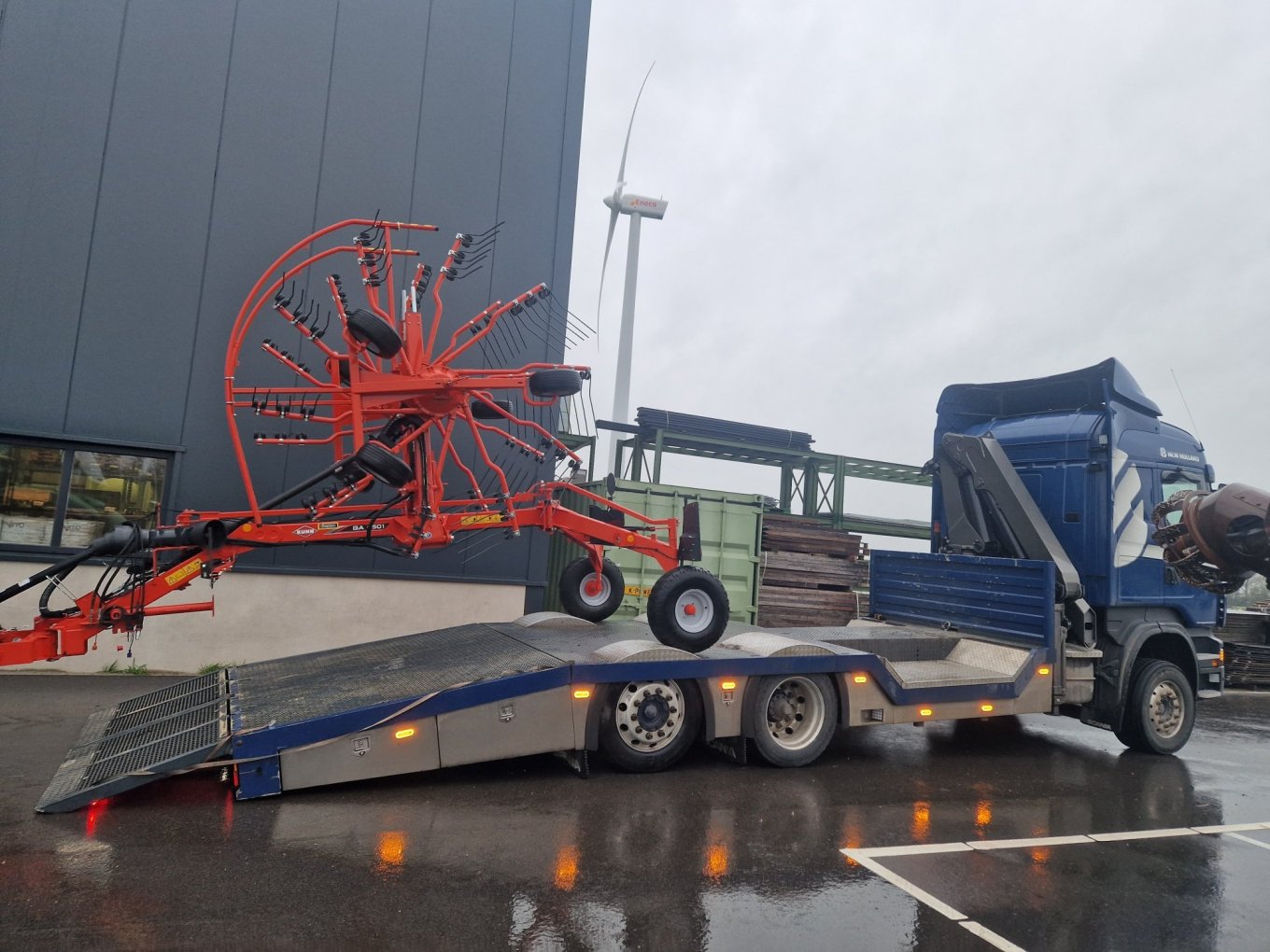 Kuhn GA6501 hark afgeleverd bij de Heer Land en Water