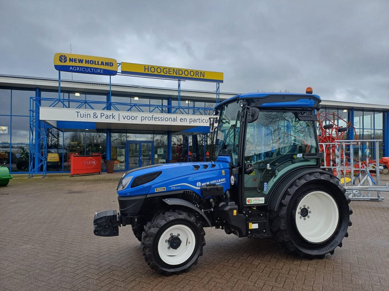 Aflevering New Holland T4.100N in Nieuwegein Aflevering New Holland T4.100N in Nieuwegein