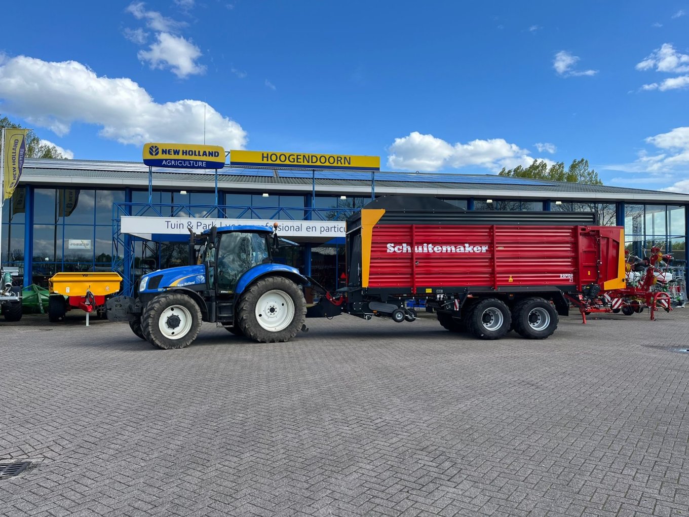 Schuitemaker Rapide 65 S opraapwagen geleverd aan V.O.F. van Eck schalkwijk Schuitemaker Rapide 65 S opraapwagen geleverd aan V.O.F. van Eck schalkwijk