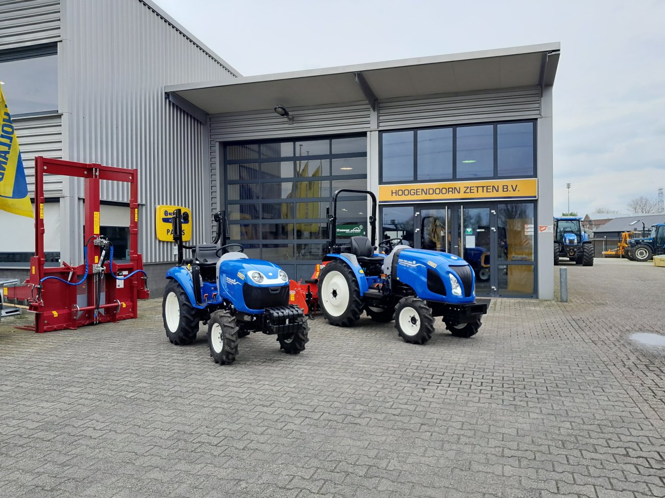 New Holland Boomers voor Boomkwekerij- en loonbedrijf Ruth Verwoert New Holland Boomers voor Boomkwekerij- en loonbedrijf Ruth Verwoert