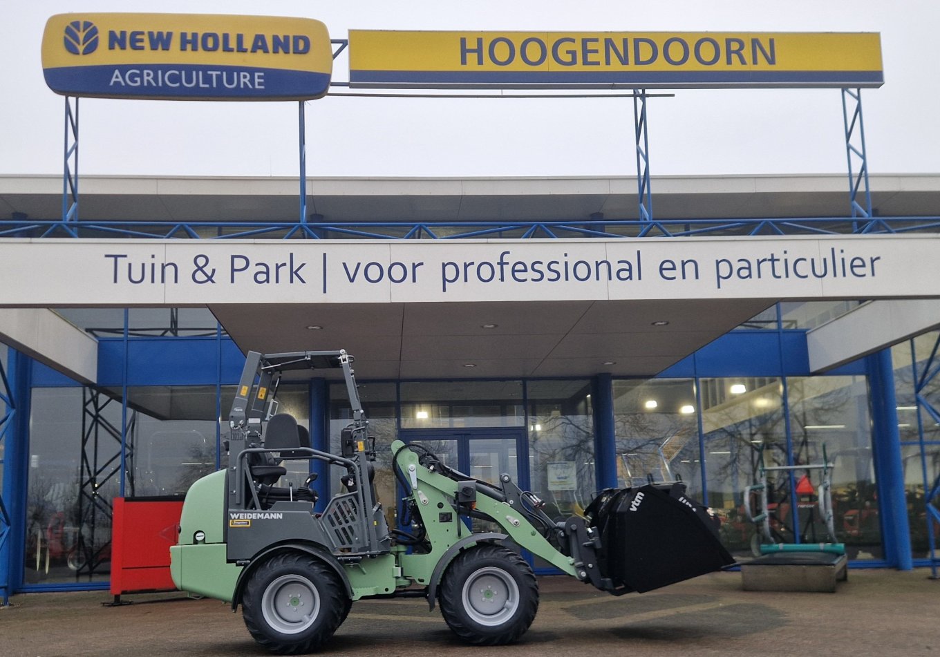In bedrijfskleur gespoten Weidemann 1160 shovel geleverd bij klant In bedrijfskleur gespoten Weidemann 1160 shovel geleverd bij klant