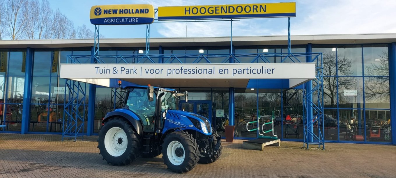 New Holland T5.140 DCT geleverd aan Loon- en Grondverzetbedrijf in Groenekan New Holland T5.140 DCT geleverd aan Loon- en Grondverzetbedrijf in Groenekan