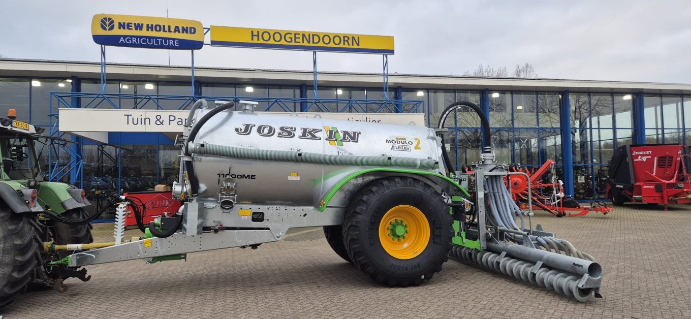 JOSKIN Modulo 11000 ME mesttank met Rollex bemester geleverd JOSKIN Modulo 11000 ME mesttank met Rollex bemester geleverd