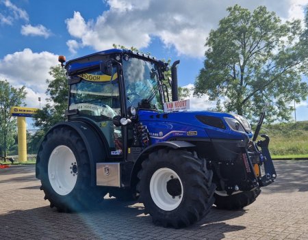 20240529_174423_resized 20240529_174423_resized