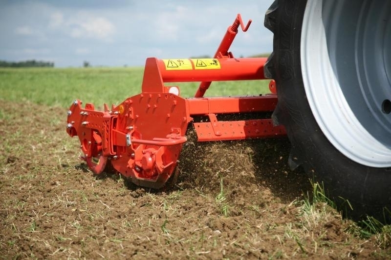 346-merken_kuhn_grondbewerking.jpg 346-merken_kuhn_grondbewerking.jpg