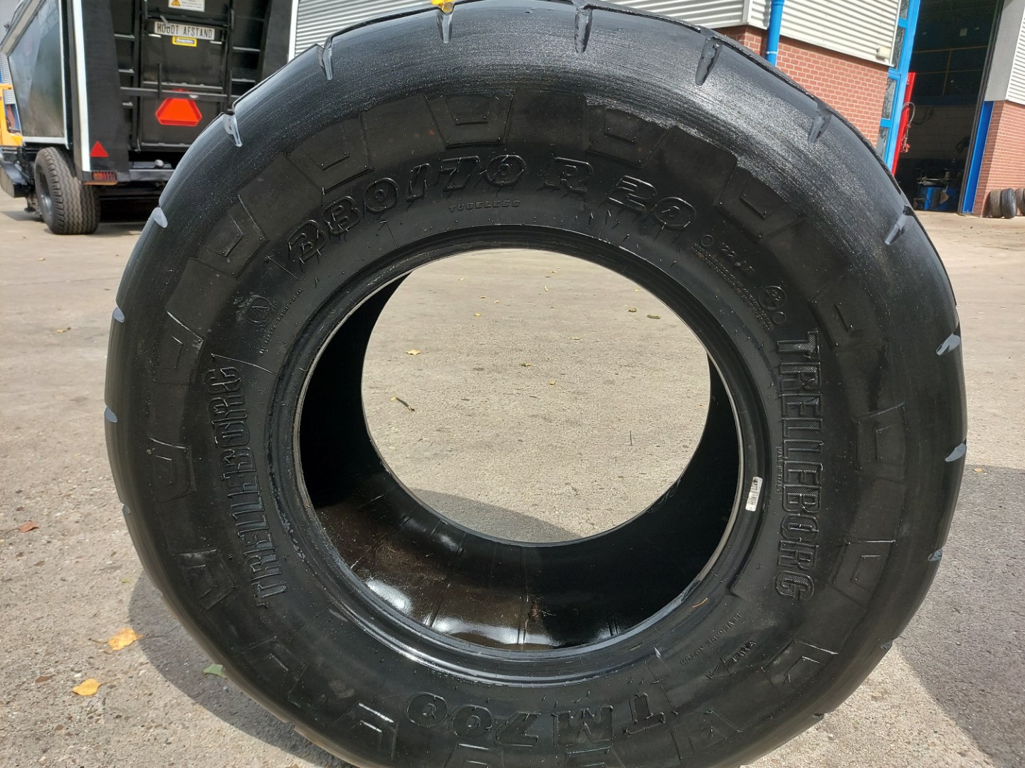 BAND TRELLEBORG 380/70R20 BAND TRELLEBORG 380/70R20