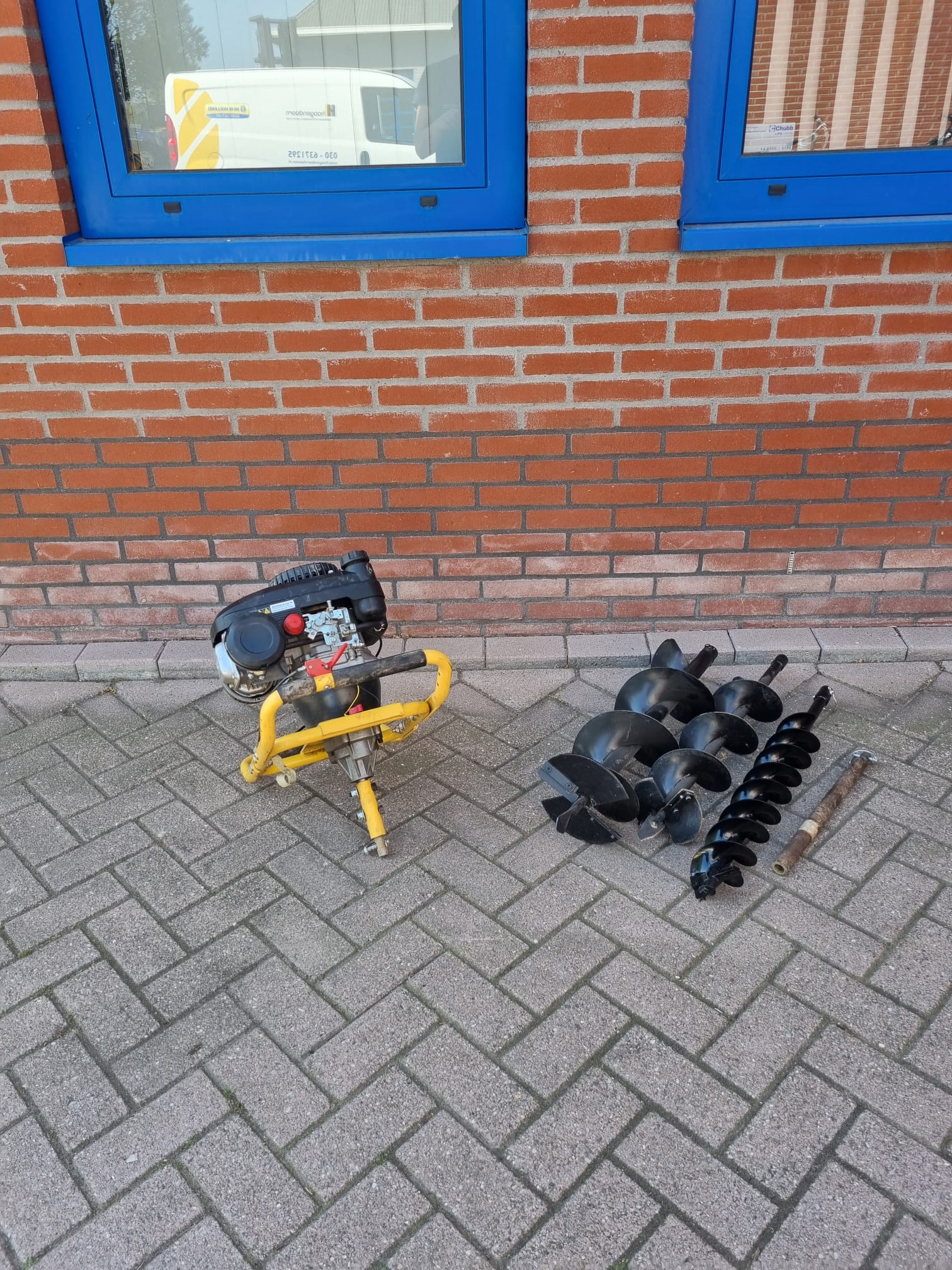 GRONDBOOR LUMAG EB400PRO