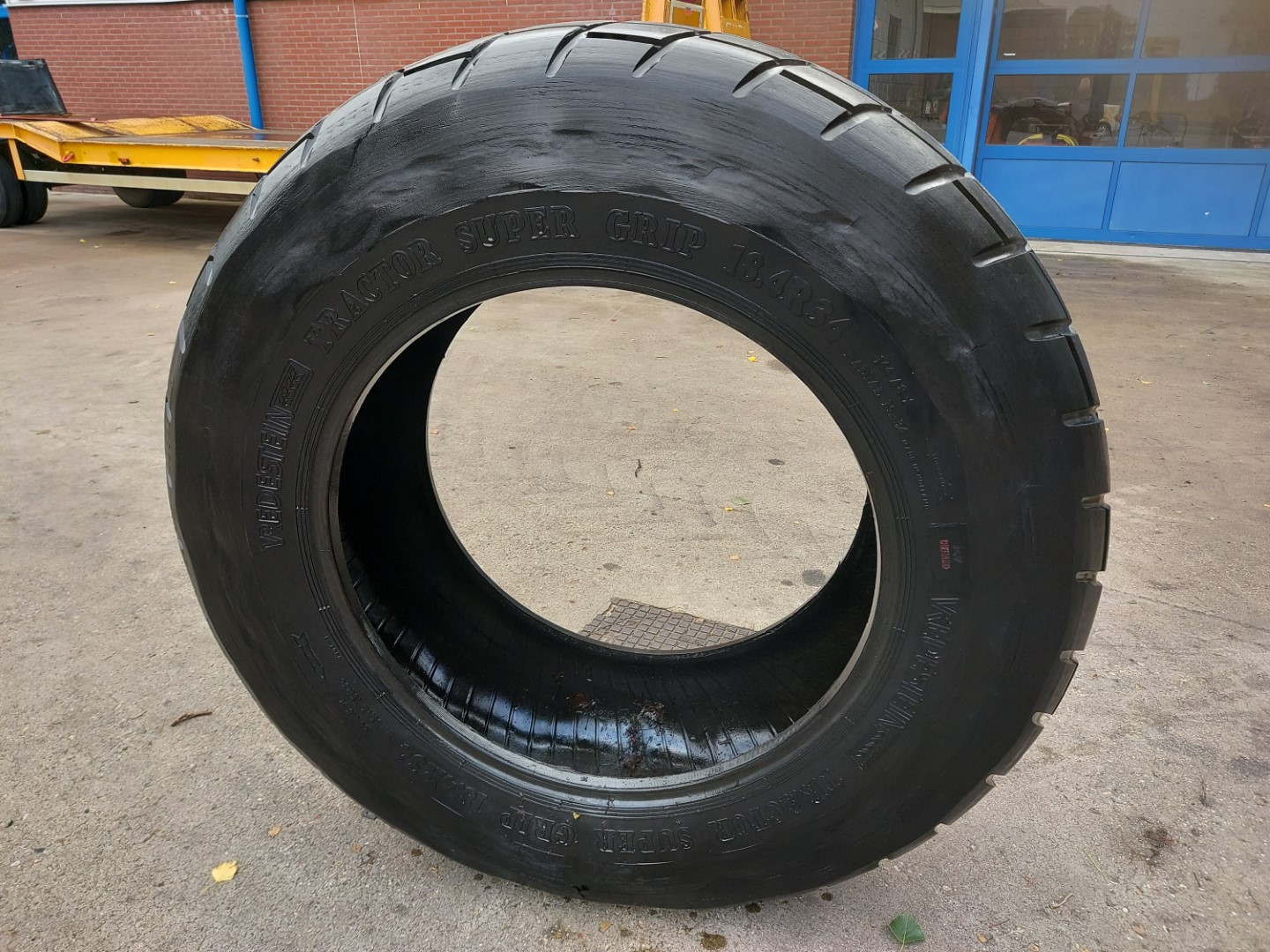 BAND VREDESTEIN 18.4R34 BAND VREDESTEIN 18.4R34