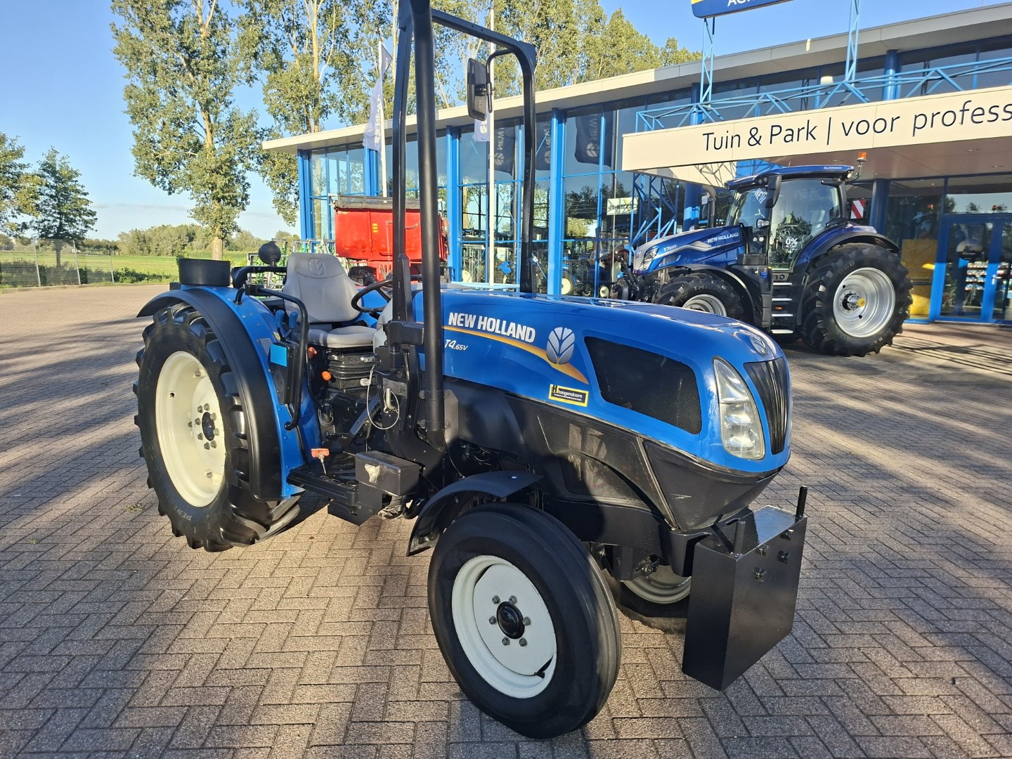 NEW HOLLAND T4.65V 2WD NEW HOLLAND T4.65V 2WD