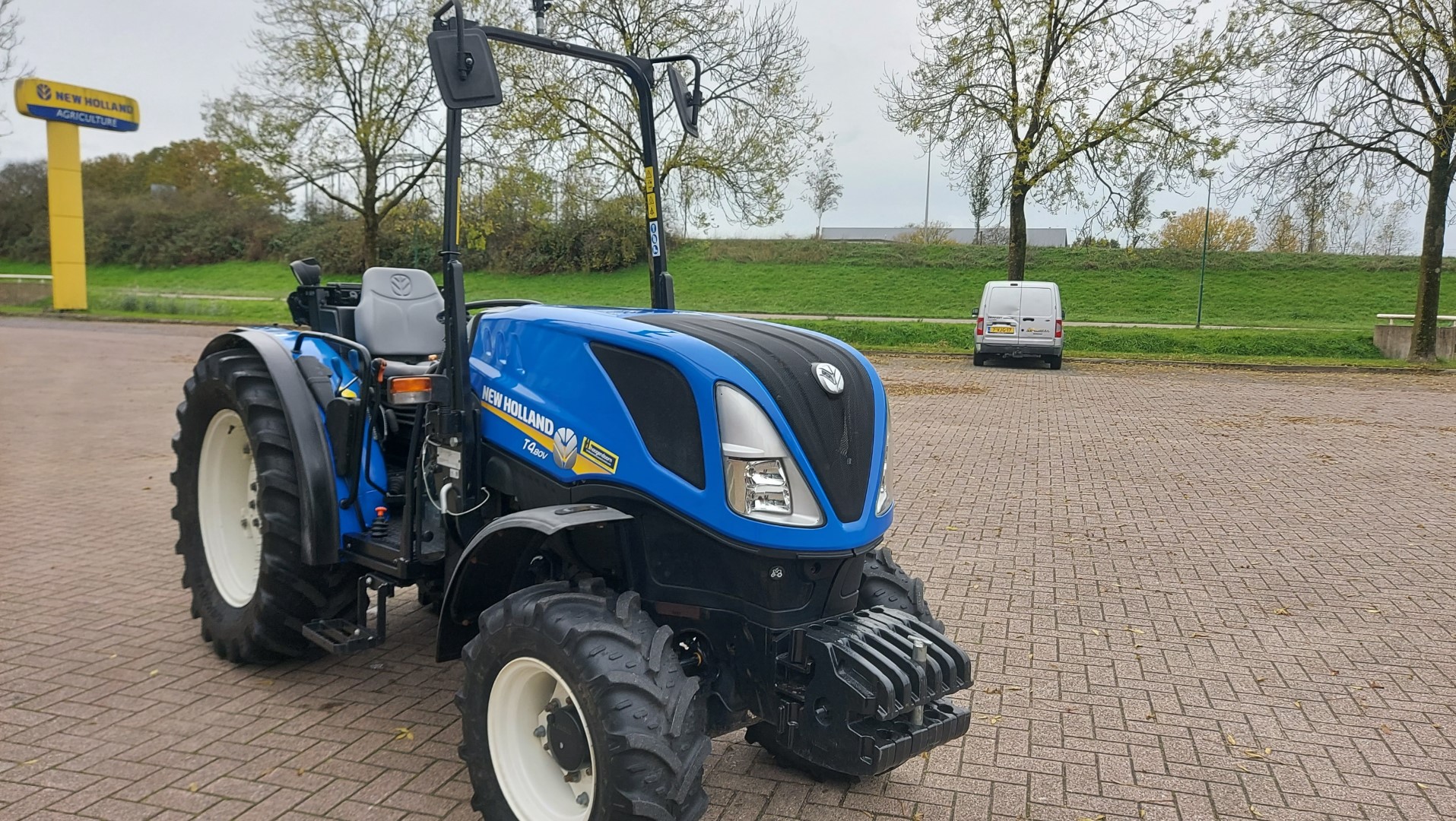 NEW HOLLAND T4.80V CABRIO 4WD