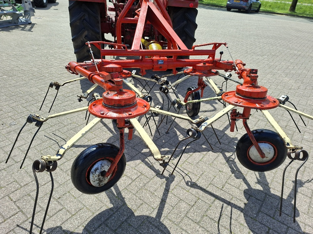 KUHN SCHUDDER 452 M KUHN SCHUDDER 452 M