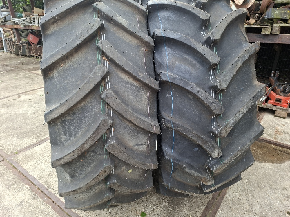 BANDEN CONTINENTAL540/65R34[2]