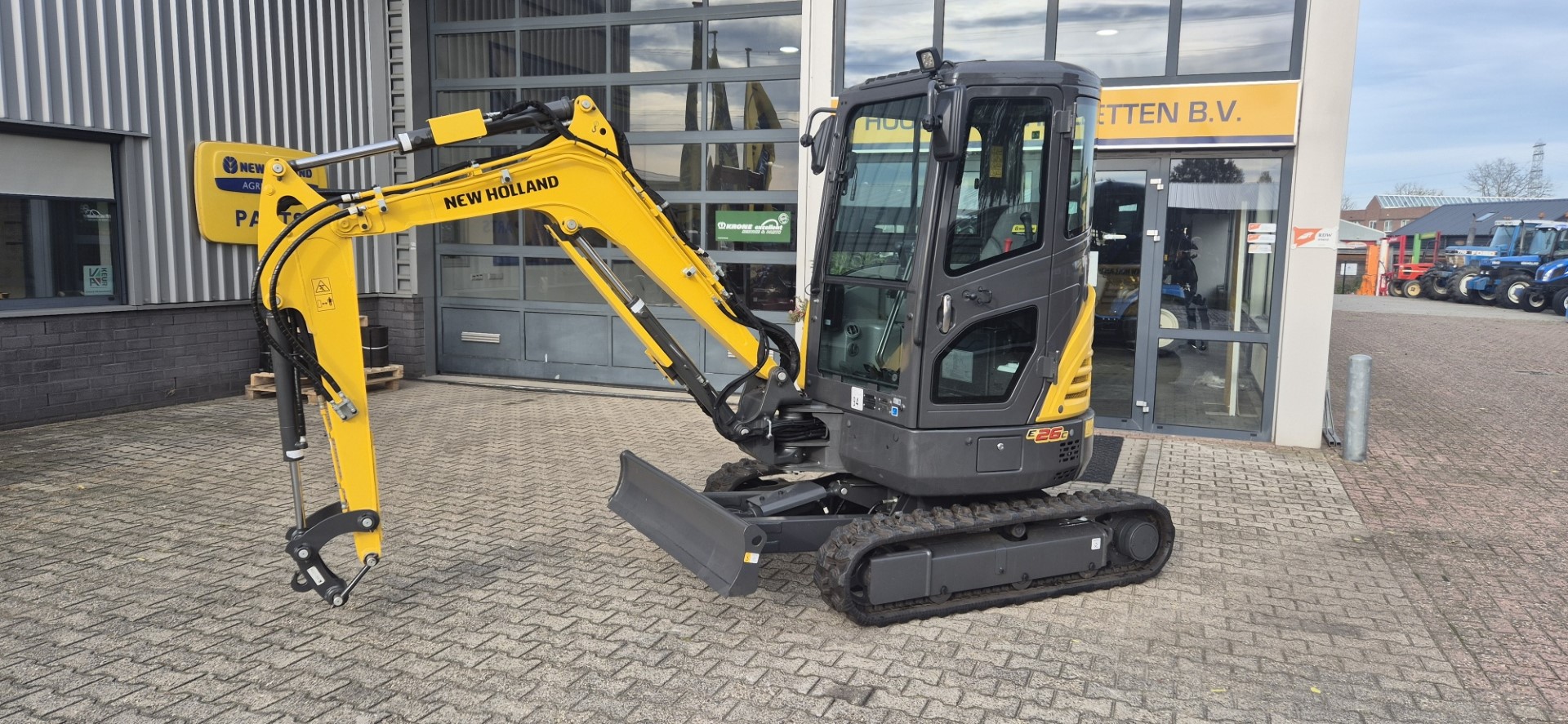 NEW HOLLAND E26C MINIGRAVER