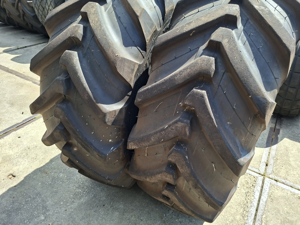 MICHELIN BANDEN 460/70R24[2]