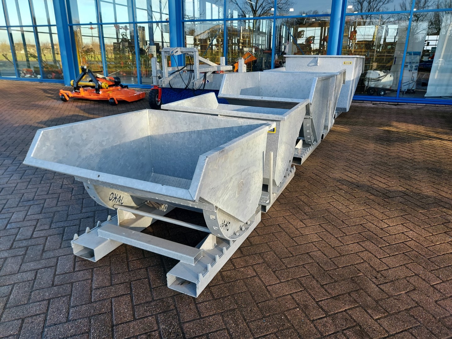 JAKO KANTELBAK 1500 LITER JAKO KANTELBAK 1500 LITER