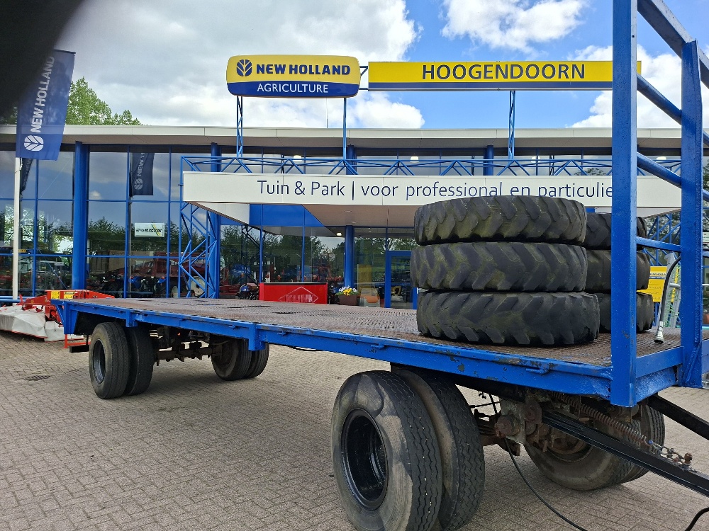 PLATTE BALENWAGEN AANHANGER PLATTE BALENWAGEN AANHANGER