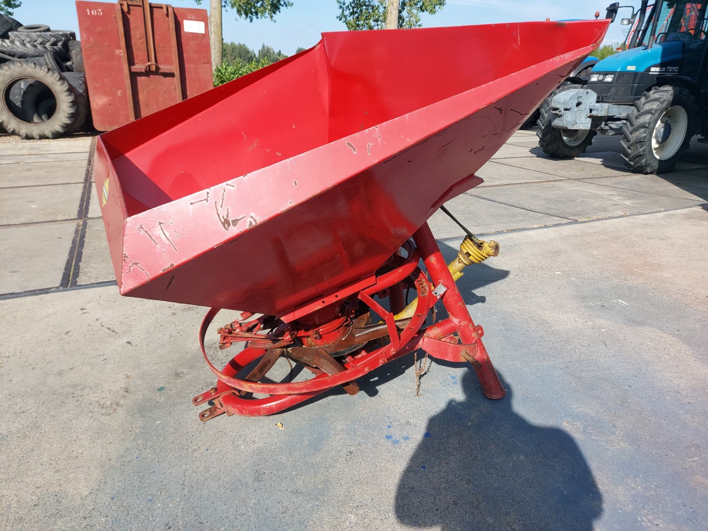 LELY KUNSTMESTSTROOIER