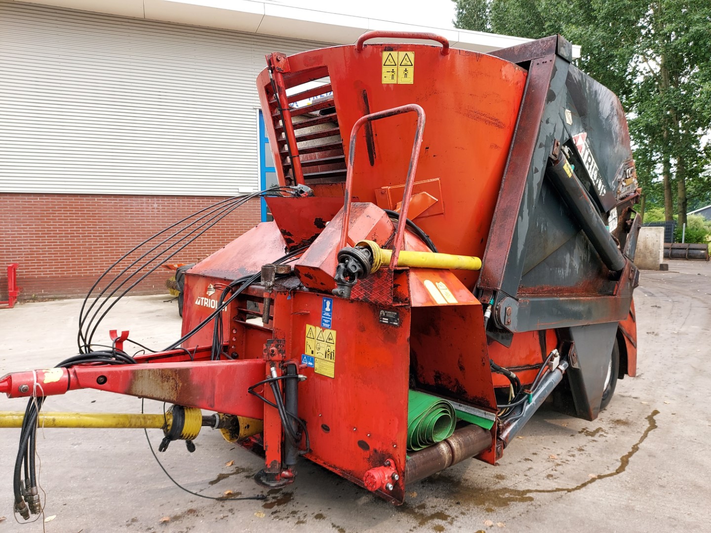 VOERWAGEN TRIOMIX TYPE 800 VOERWAGEN TRIOMIX TYPE 800