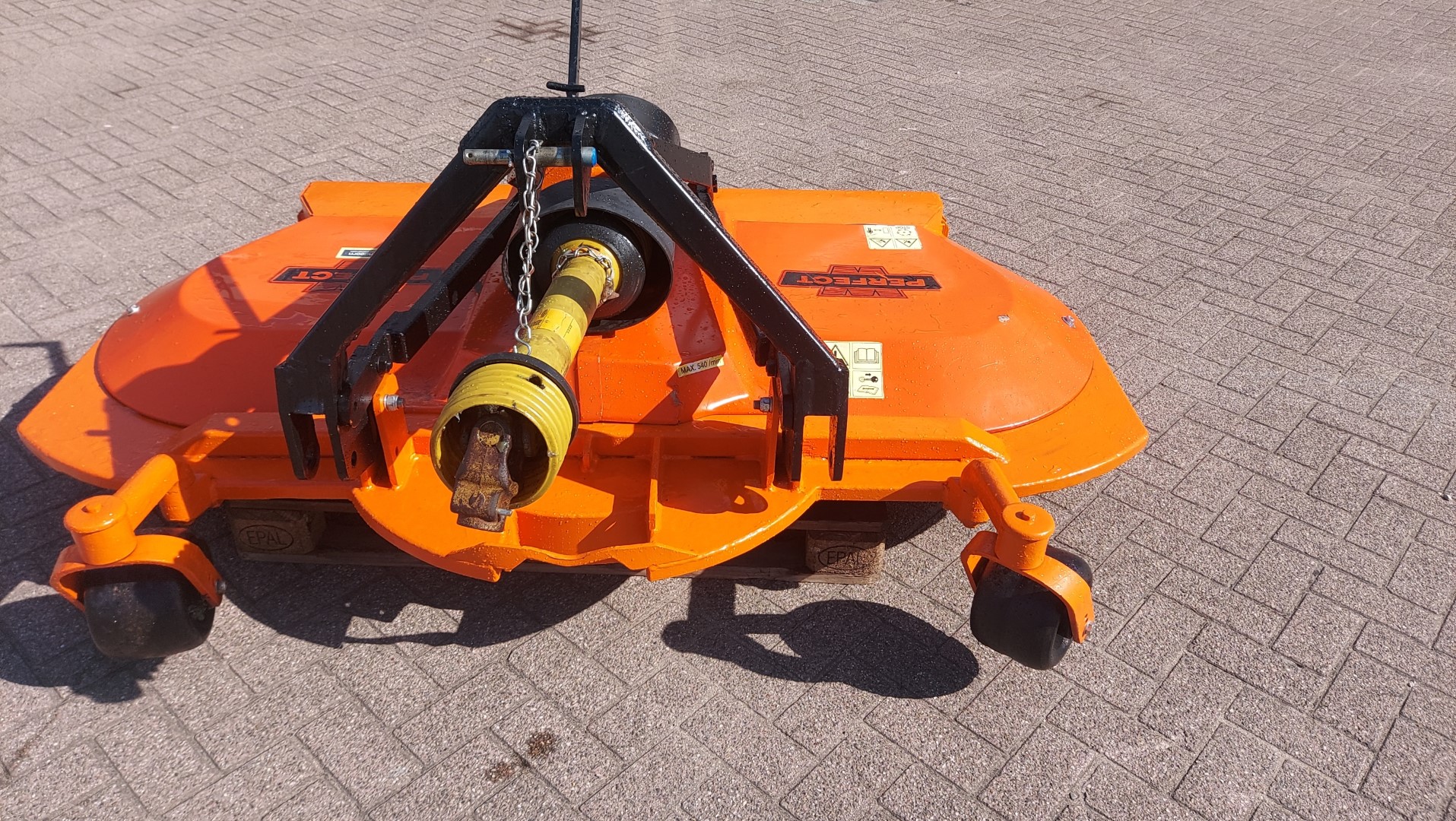 MAAIER PERFECT T200 MAAI SPUIT MAAIER PERFECT T200 MAAI SPUIT