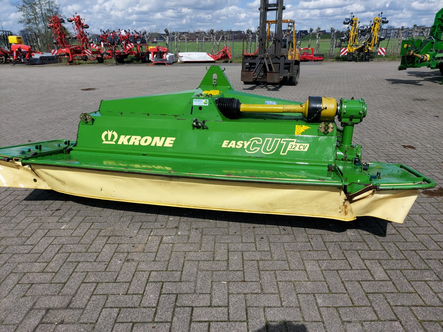 KRONE FRONTMAAIER EASYCUT32CV KRONE FRONTMAAIER EASYCUT32CV