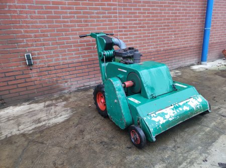 KLEPELMAAIER RANSOMES
750.000000

Occasions » Tuin & Park » Gazonmaaiers